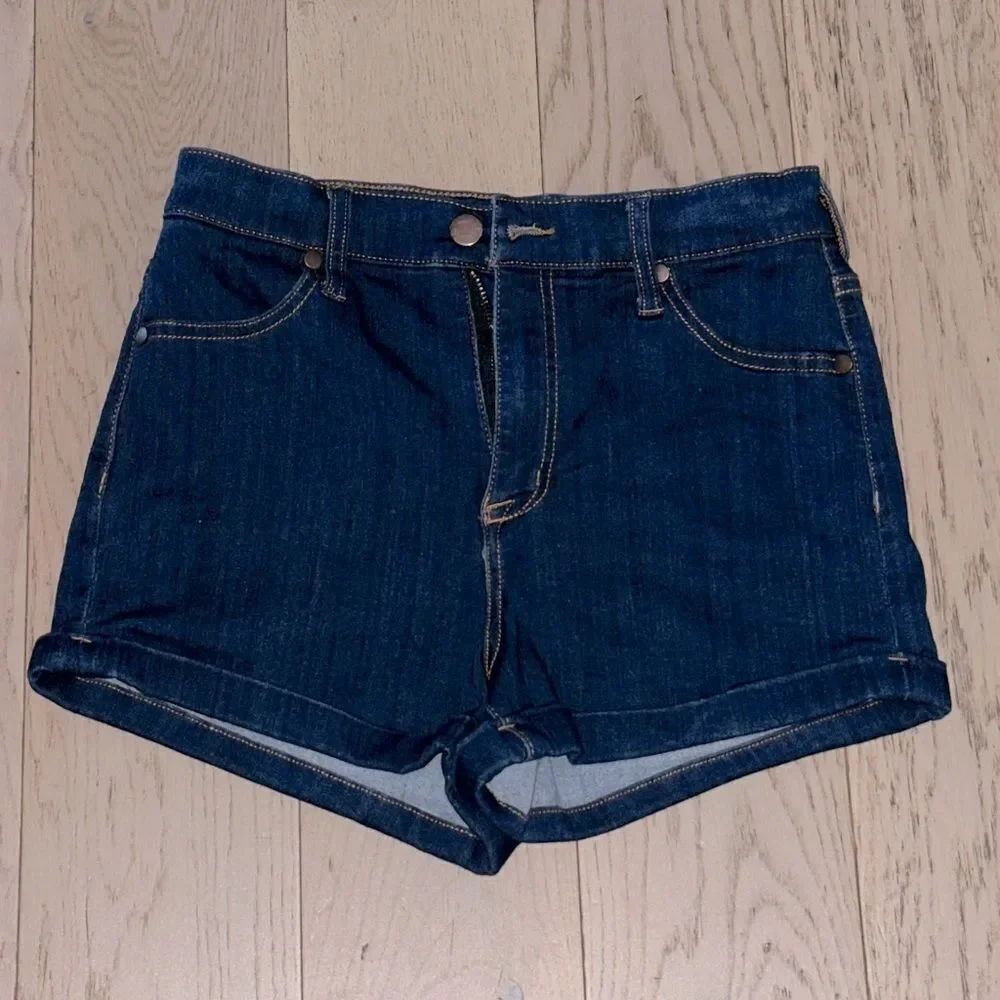 Women’s Dark Blue Denim Shorts Used Once
